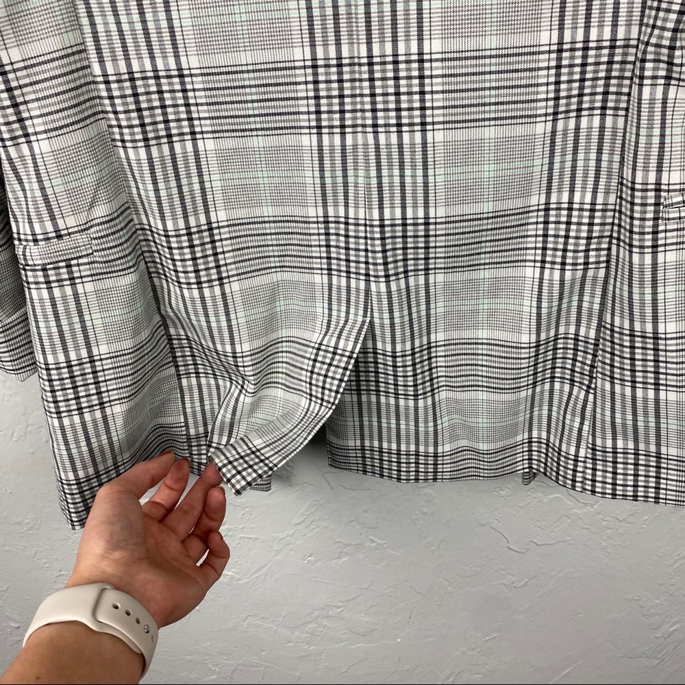 ASOS Bershka black/mint plaid blazer size Med, fits like small - Picture 8 of 10